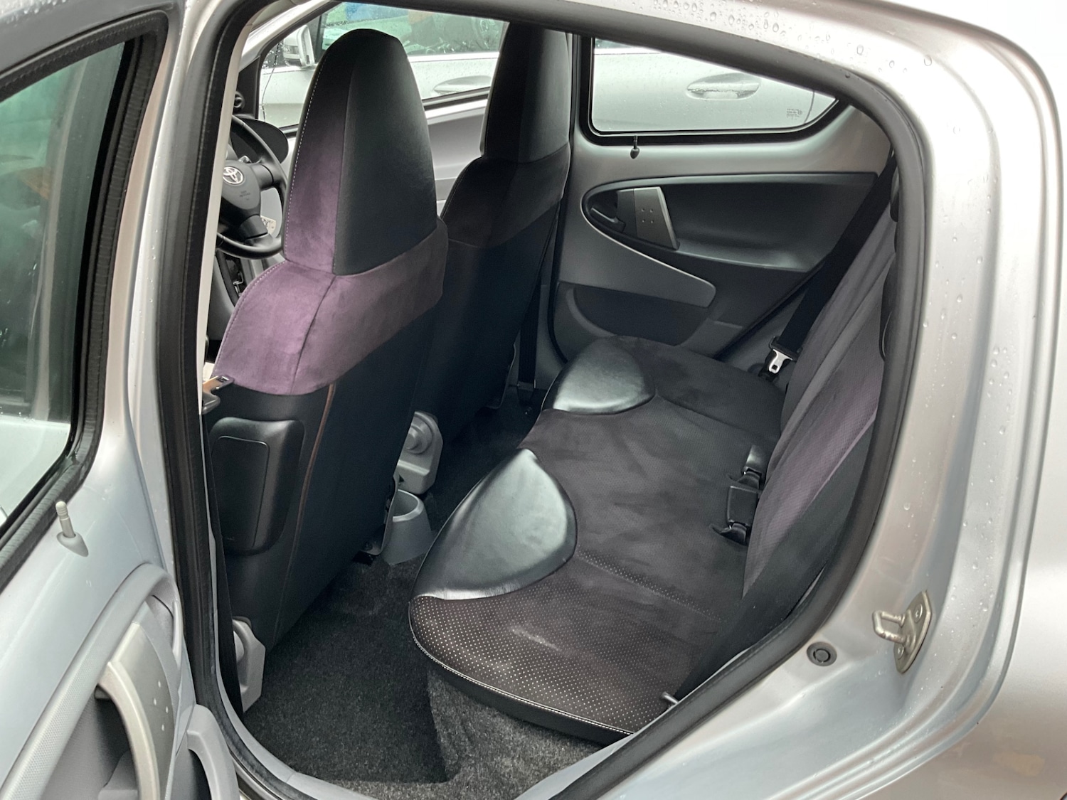 Used Toyota AYGO 2009 for sale - 77379299: Photo 12