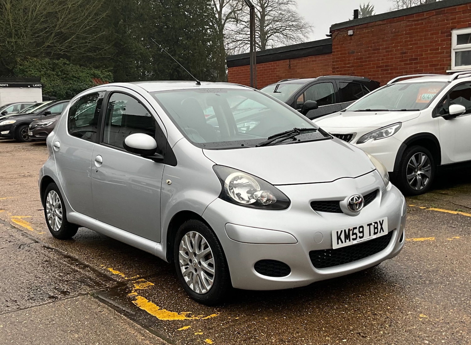 Used Toyota AYGO 2009 for sale - 77379299: Photo 3