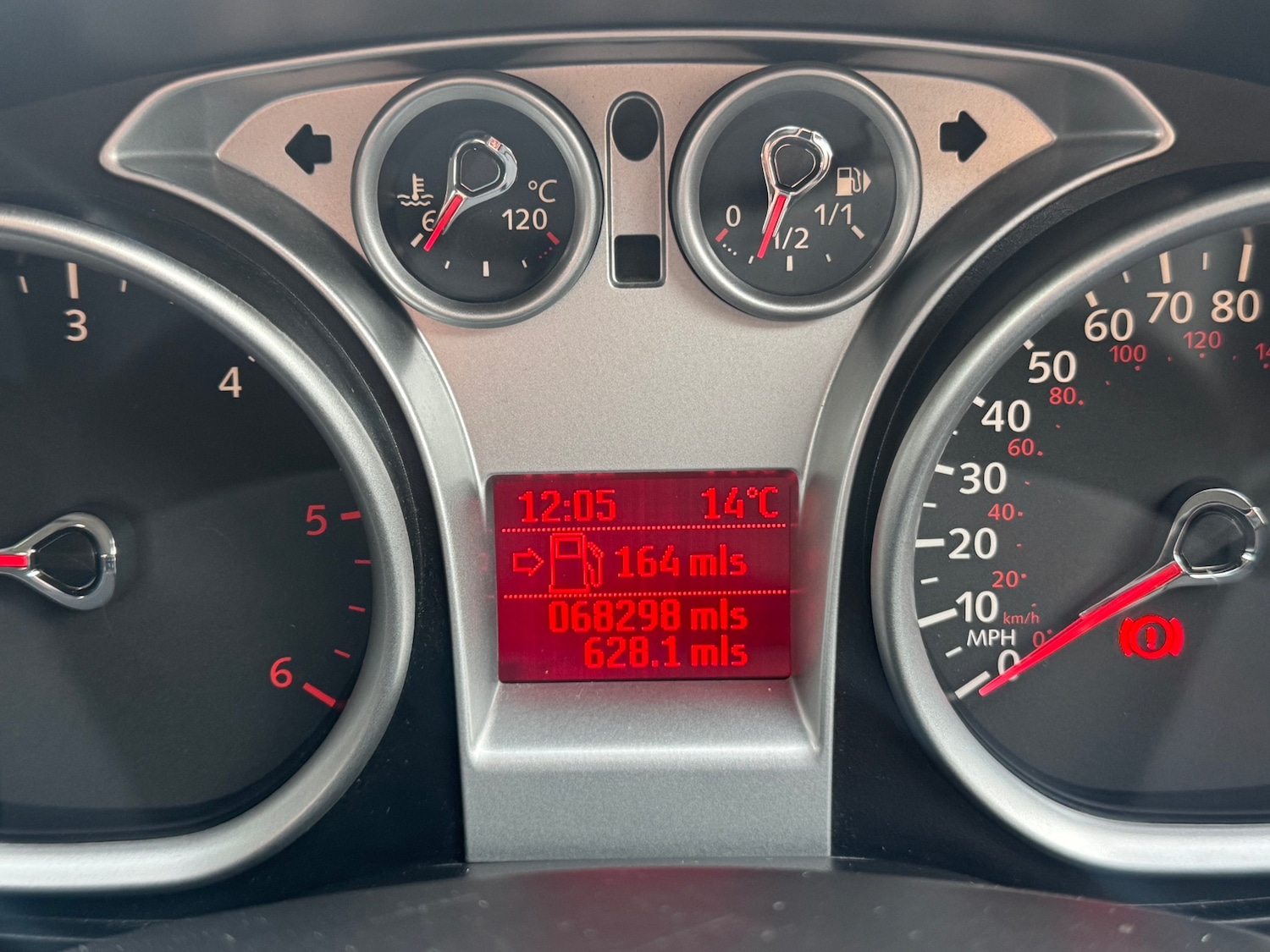 Used Ford Focus 2010 for sale - 77023479: Photo 11