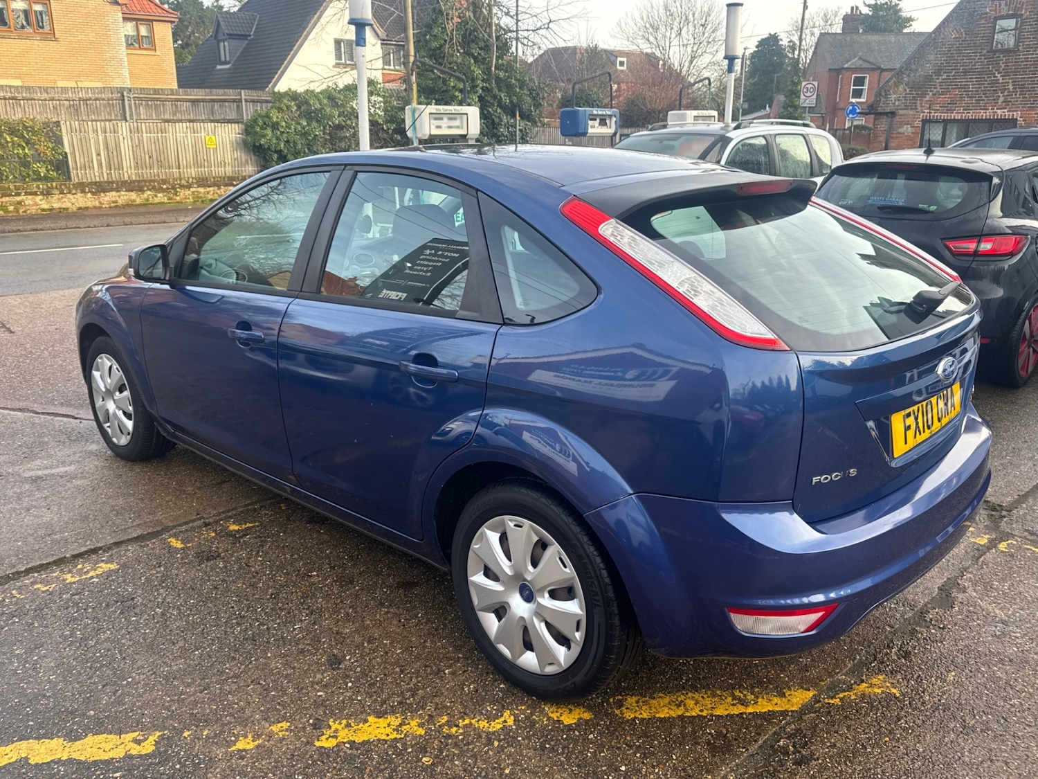 Used Ford Focus 2010 for sale - 77023479: Photo 4