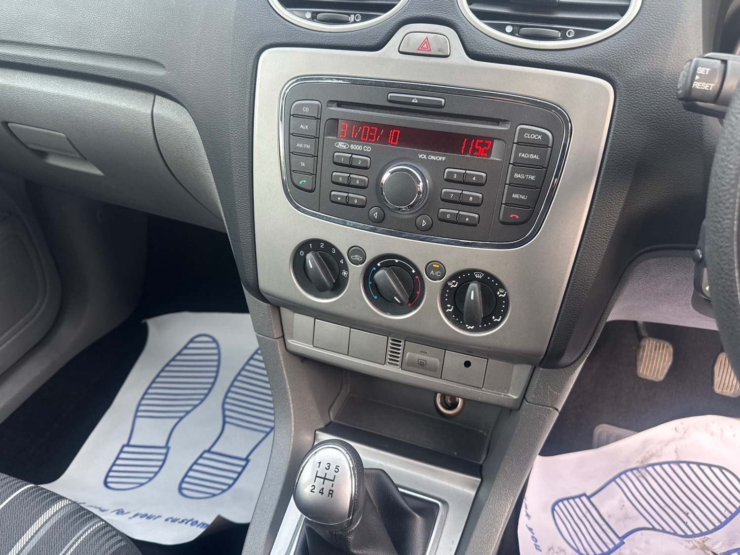 Used Ford Focus 2010 for sale - 77023479: Photo 9