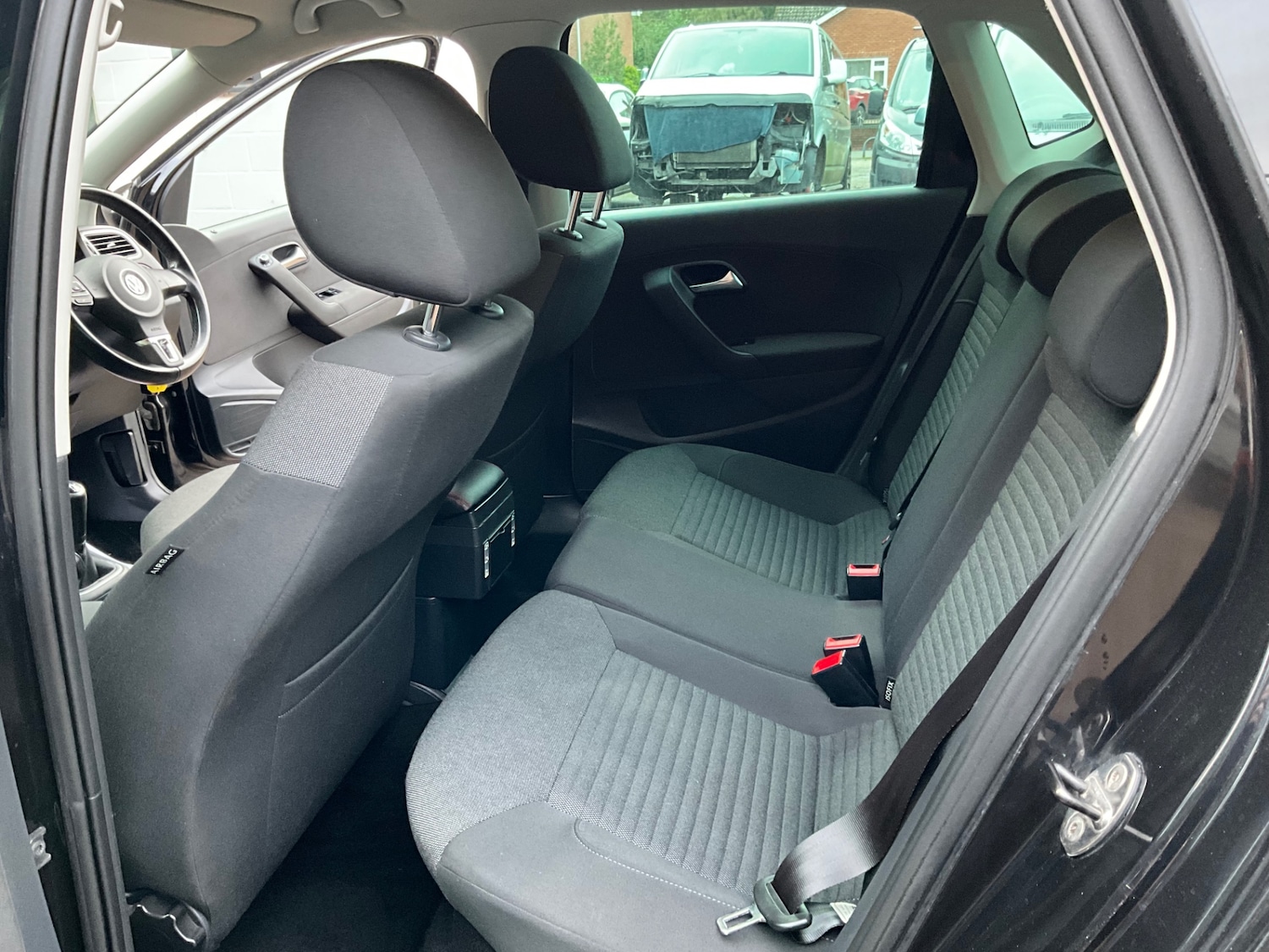 Used Volkswagen Polo 2011 for sale - 77531972: Photo 12