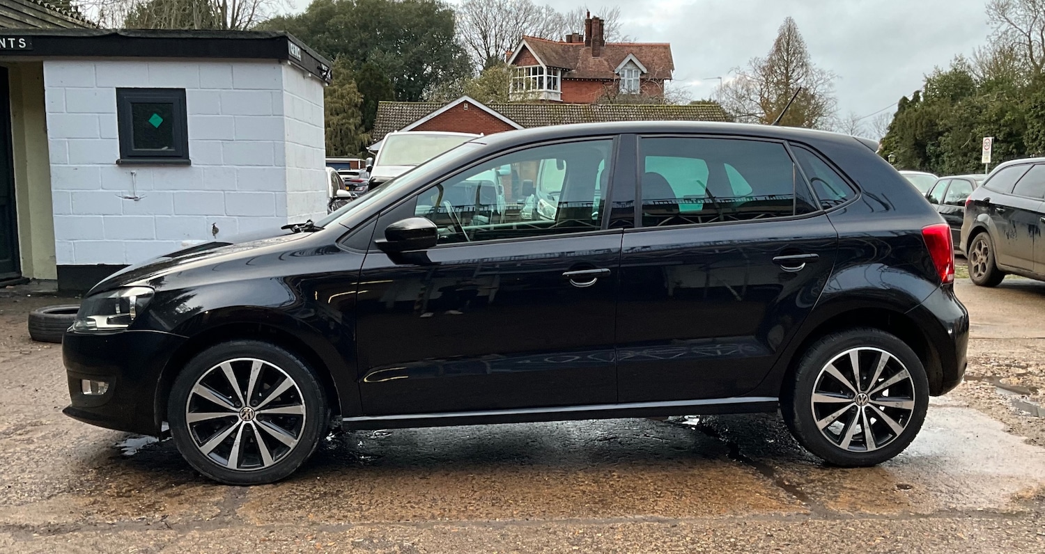 Used Volkswagen Polo 2011 for sale - 77531972: Photo 7