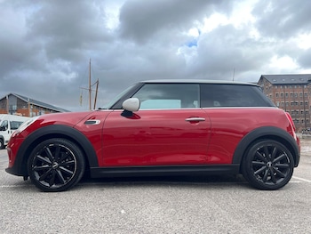 Used MINI Hatch 2017 for sale - 76107237: Photo