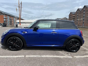 Used MINI Hatch 2018 for sale - 76793385: Photo