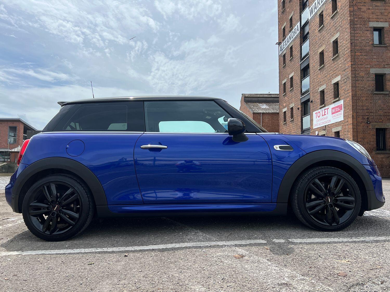 Used MINI Hatch 2018 for sale - 76793385: Photo 6