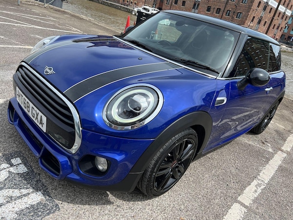 Used MINI Hatch 2018 for sale - 74808204: Photo 1