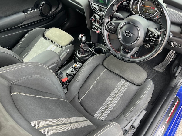 Used MINI Hatch 2018 for sale - 74808204: Photo 9