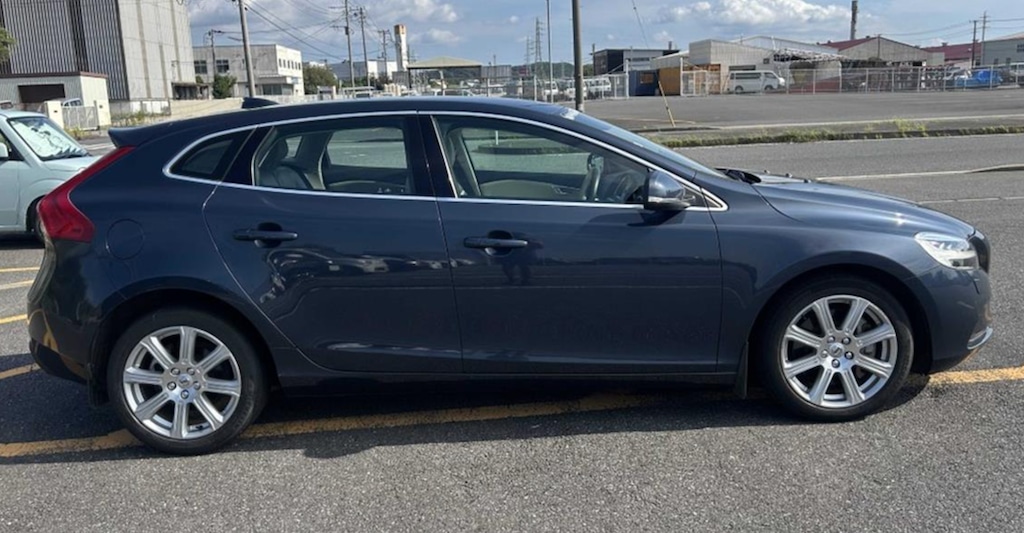 Used Volvo V40 2016 for sale - 76847021: Photo 5