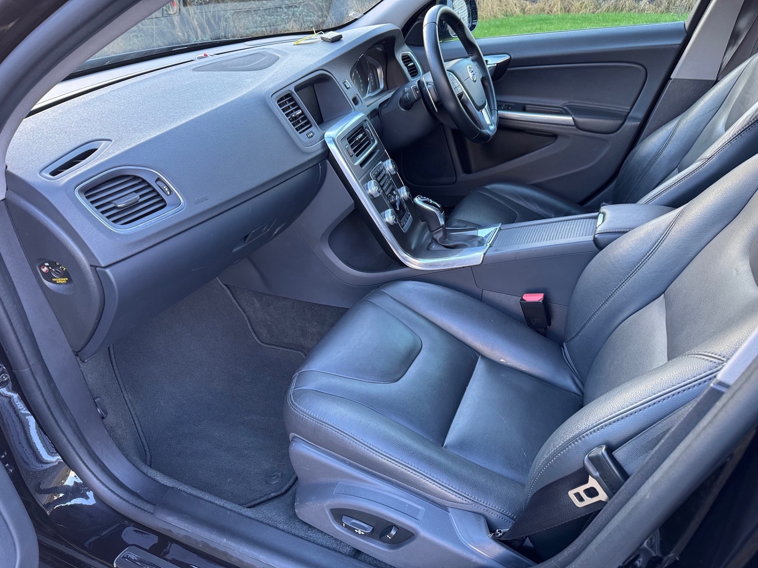 Used Volvo V60 Cross Country 2024 for sale - 77417939: Photo 10