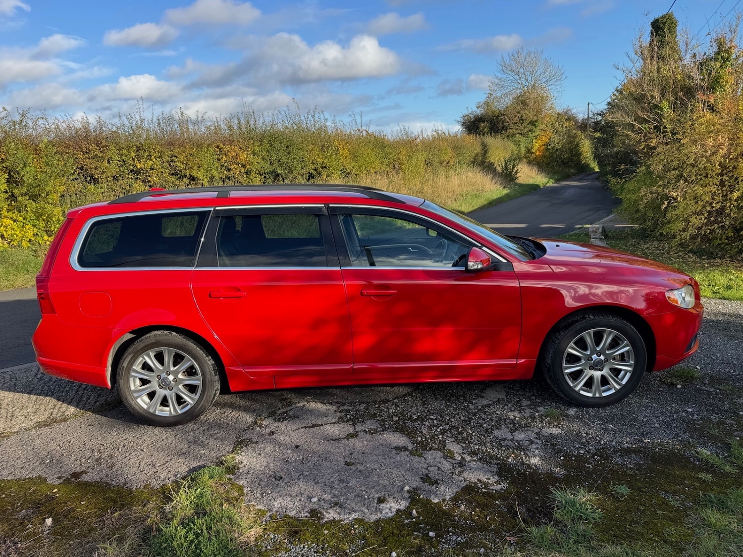 Used Volvo V70 2010 for sale - 76554414: Photo 4