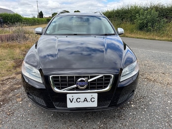Used Volvo V70 2010 for sale - 75316012: Photo