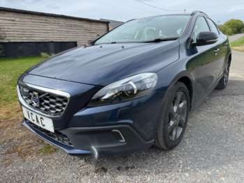 Used Volvo V40 2014 for sale - 74510998: Photo