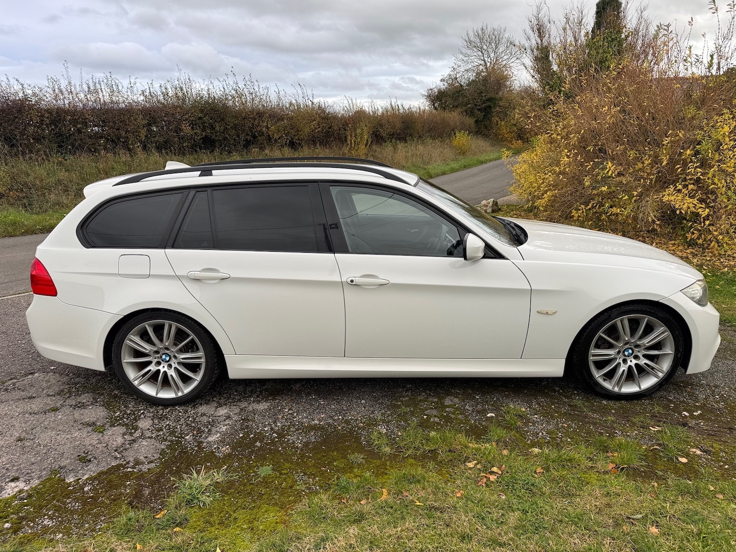 Used BMW 3 Series 2010 for sale - 76554395: Photo 4