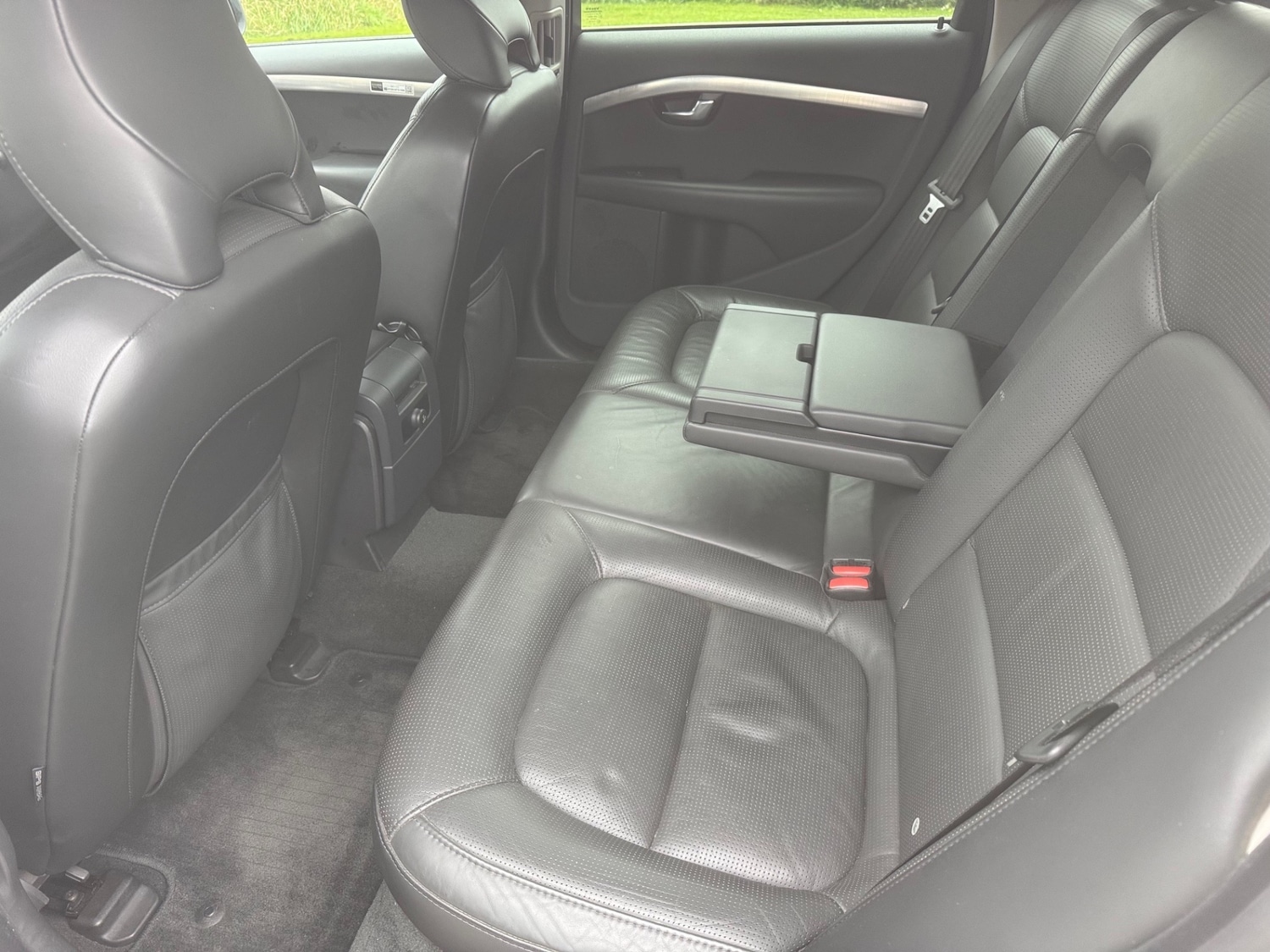 Used Volvo V70 2010 for sale - 76263379: Photo 12