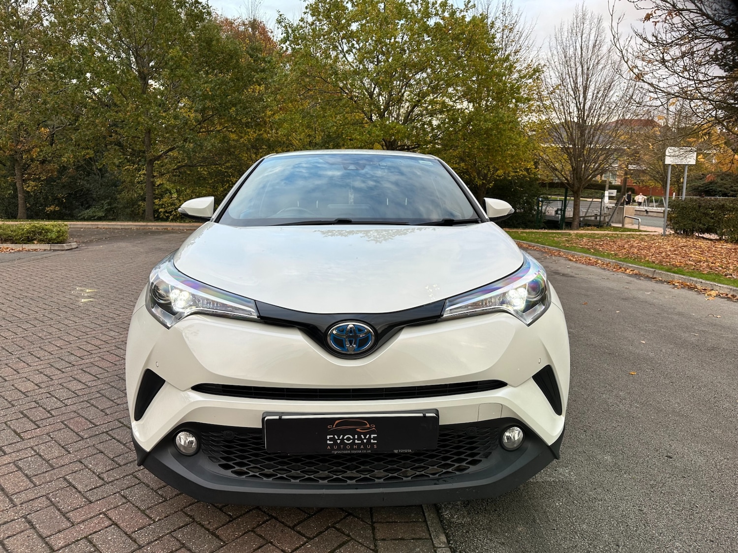 Used Toyota C-HR 2016 for sale - 77023222: Photo 3
