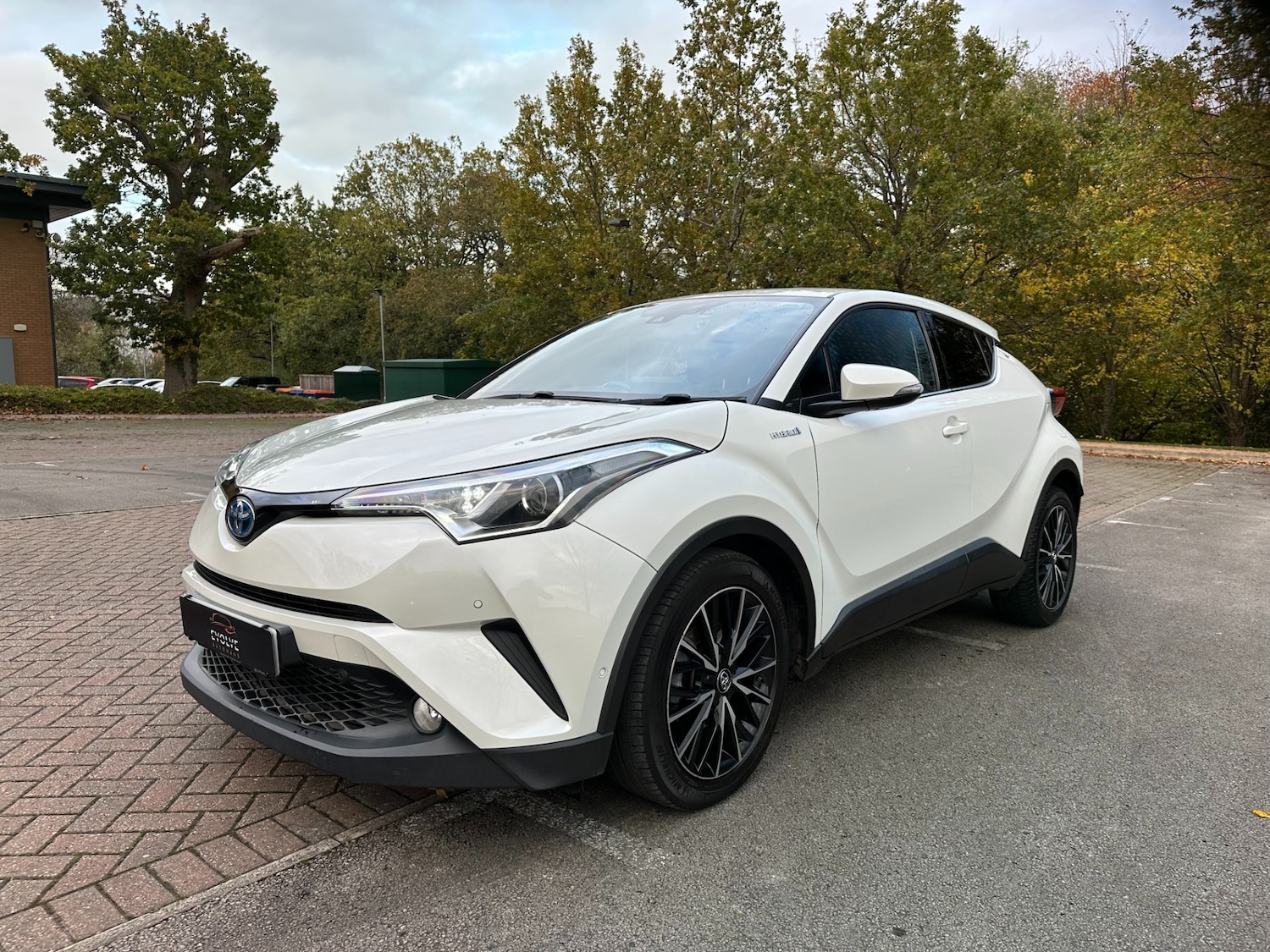 Used Toyota C-HR 2016 for sale - 77023222: Photo 4