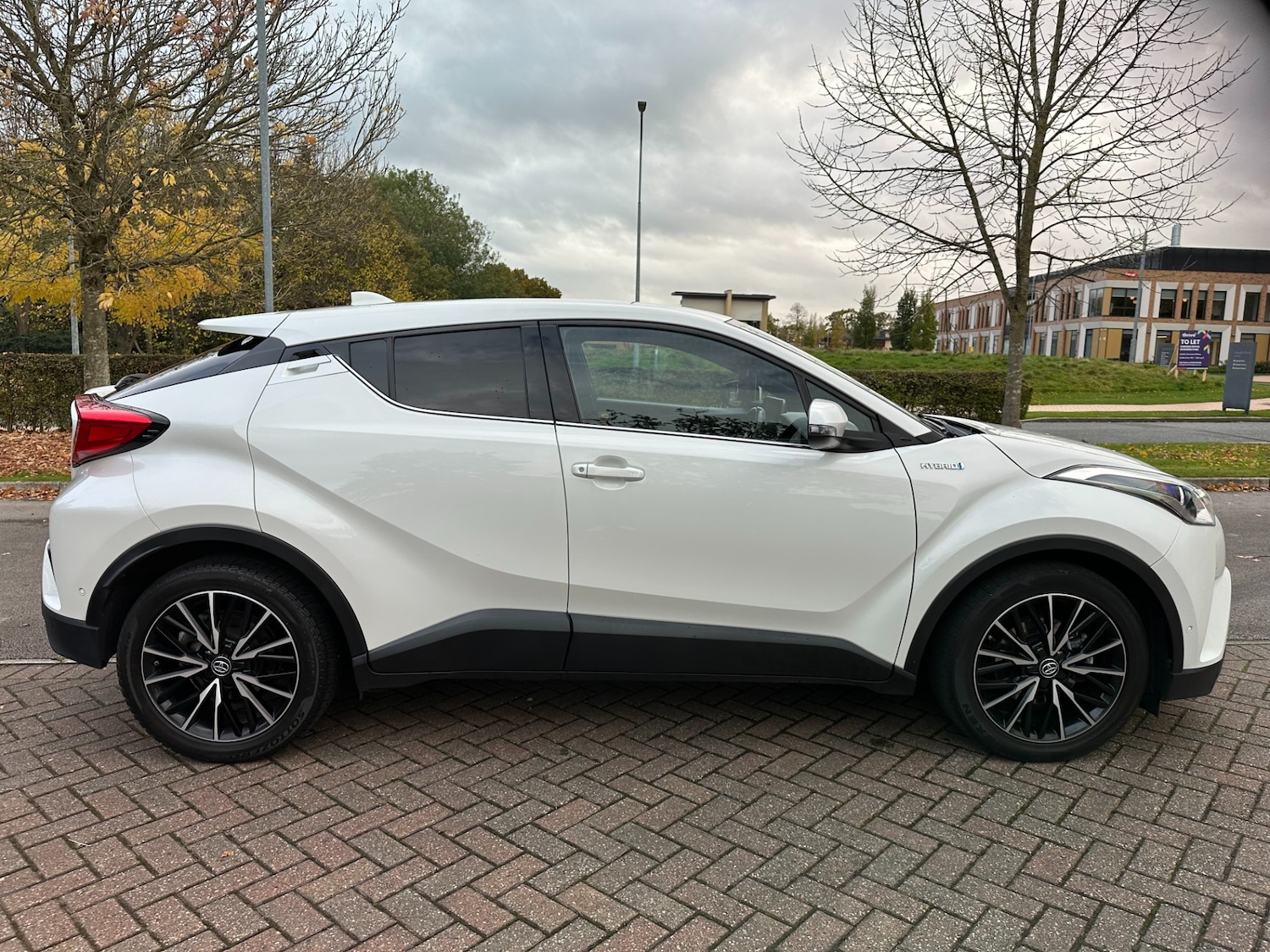 Used Toyota C-HR 2016 for sale - 77023222: Photo 7