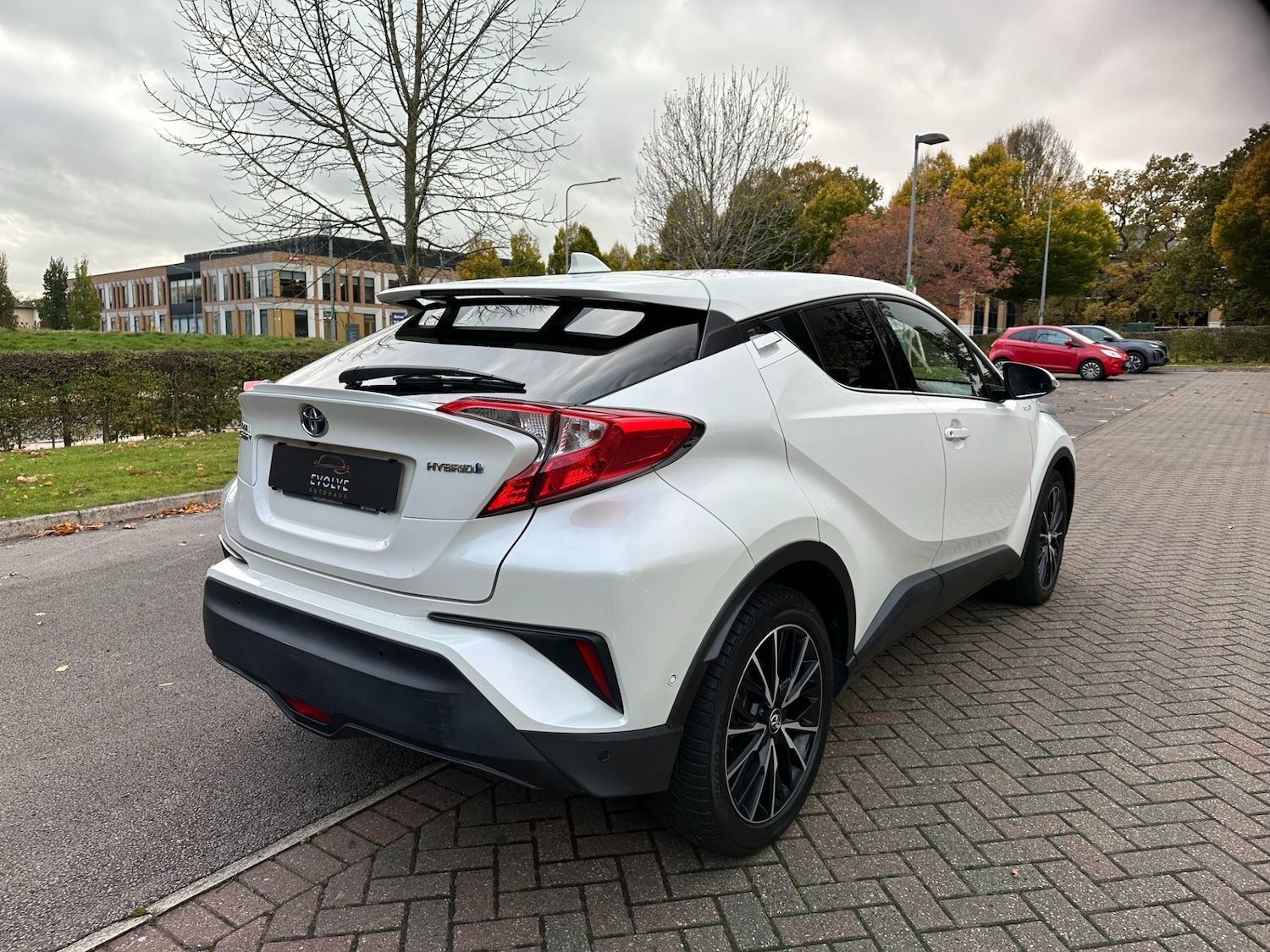 Used Toyota C-HR 2016 for sale - 77023222: Photo 8