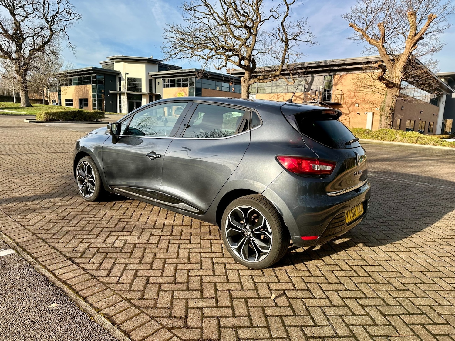 Used Renault Clio 2018 for sale - 77023179: Photo 9