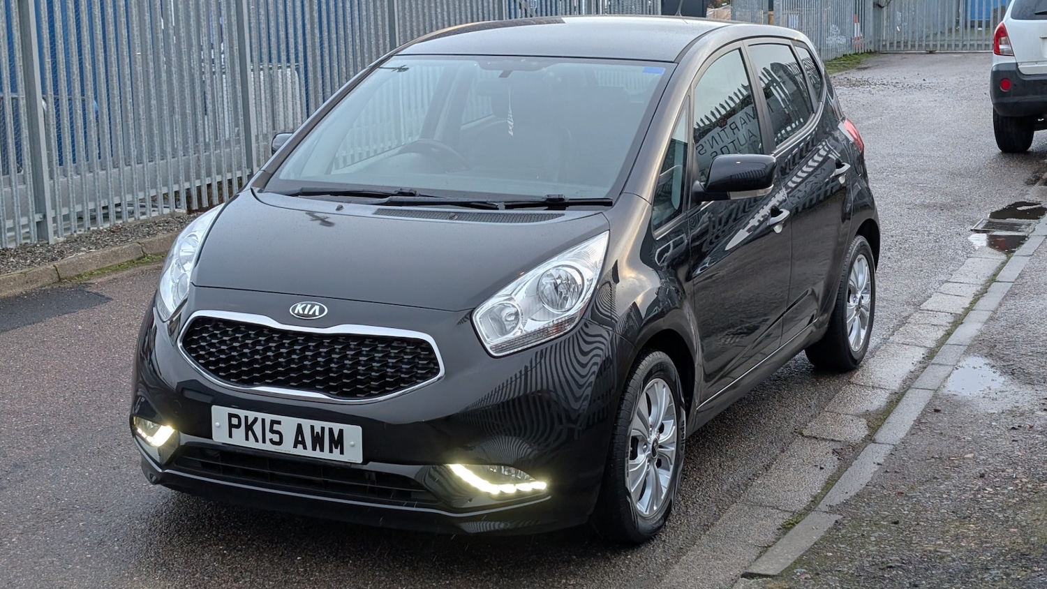 Used Kia Venga 2015 for sale - 76736799: Photo 2