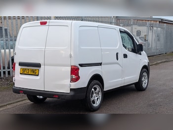 Used Nissan NV200 2013 for sale - 76707580: Photo