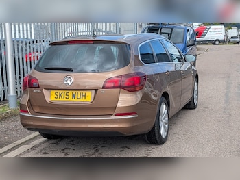 Used Vauxhall Astra 2015 for sale - 79342094: Photo