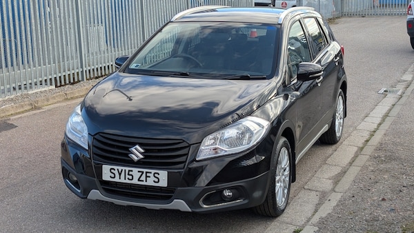 Used Suzuki SX4 S-Cross 2015 for sale - 76144376: Photo 2