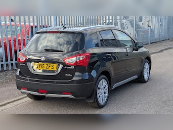 Used Suzuki SX4 S-Cross 2015 for sale - 76144376: Photo 3