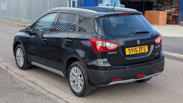 Used Suzuki SX4 S-Cross 2015 for sale - 76144376: Photo 4
