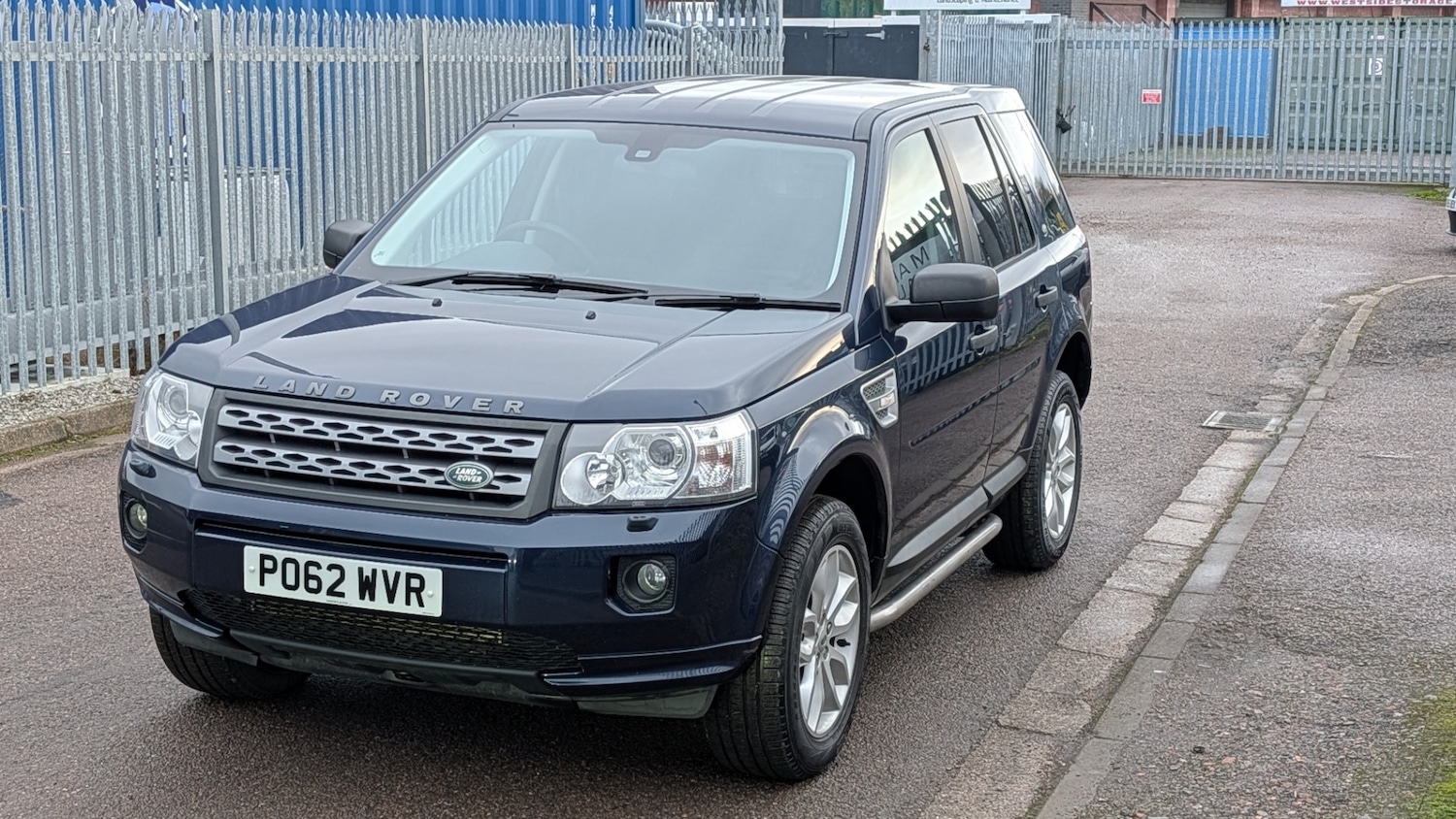 Used Land Rover Freelander 2012 for sale - 77354322: Photo 2