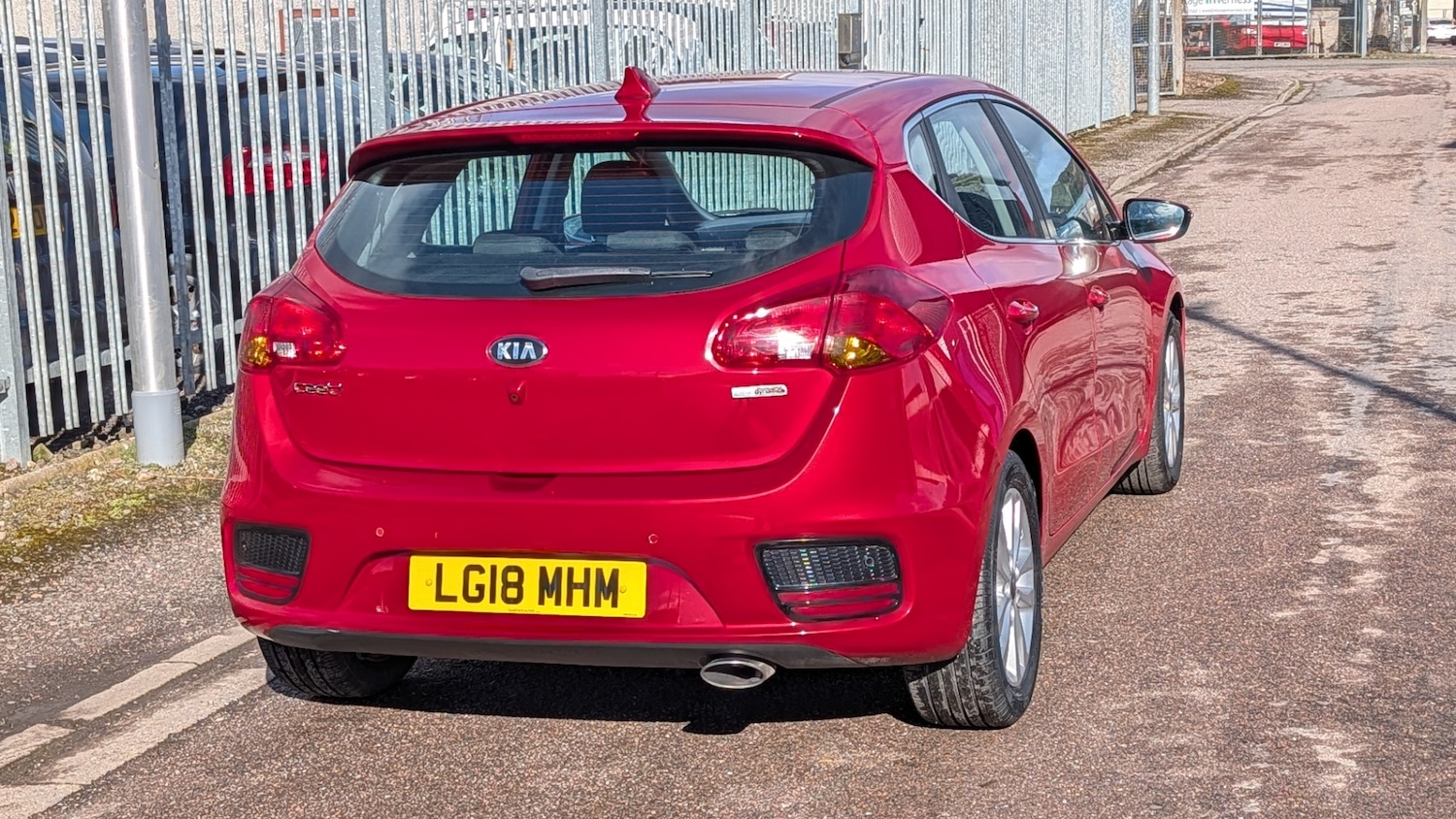 Used Kia Ceed 2018 for sale - 77933868: Photo 4