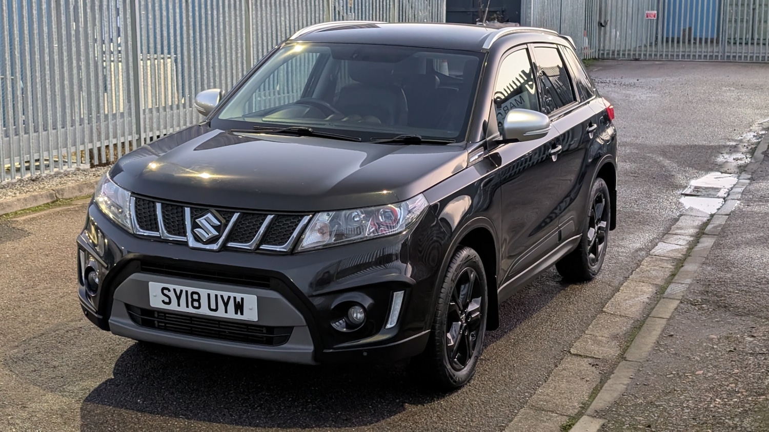 Used Suzuki Vitara 2018 for sale - 76722400: Photo 2