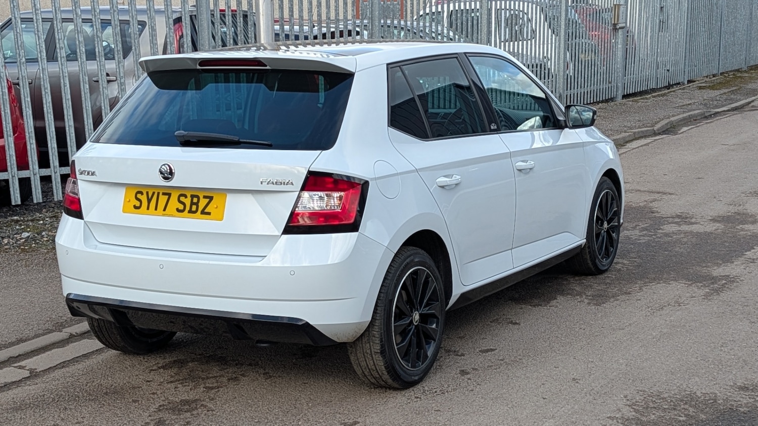 Used Skoda Fabia 2017 for sale - 77590438: Photo 3