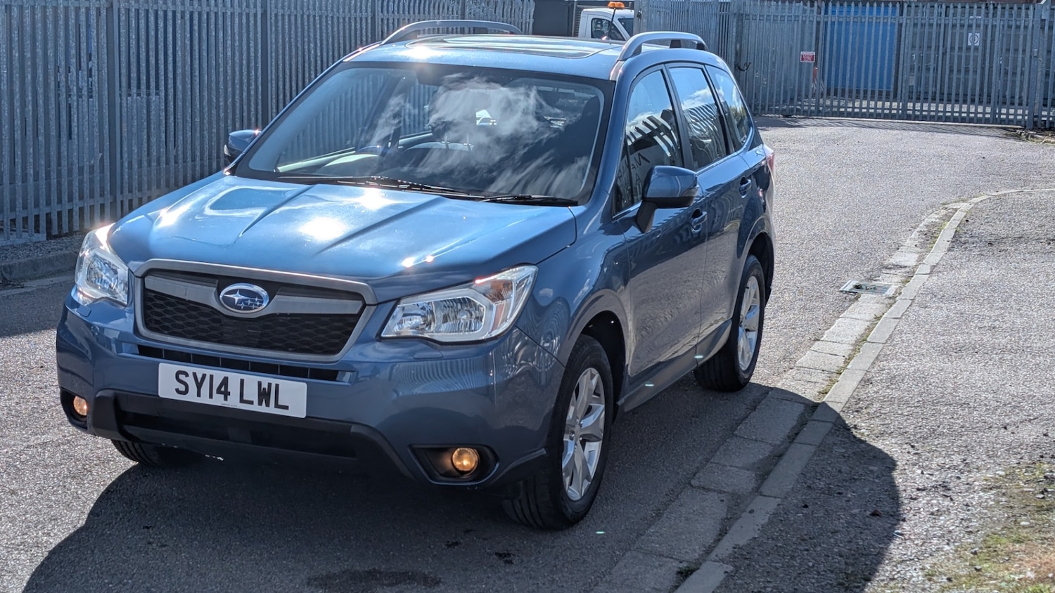 Used Subaru Forester 2014 for sale - 76076606: Photo 2