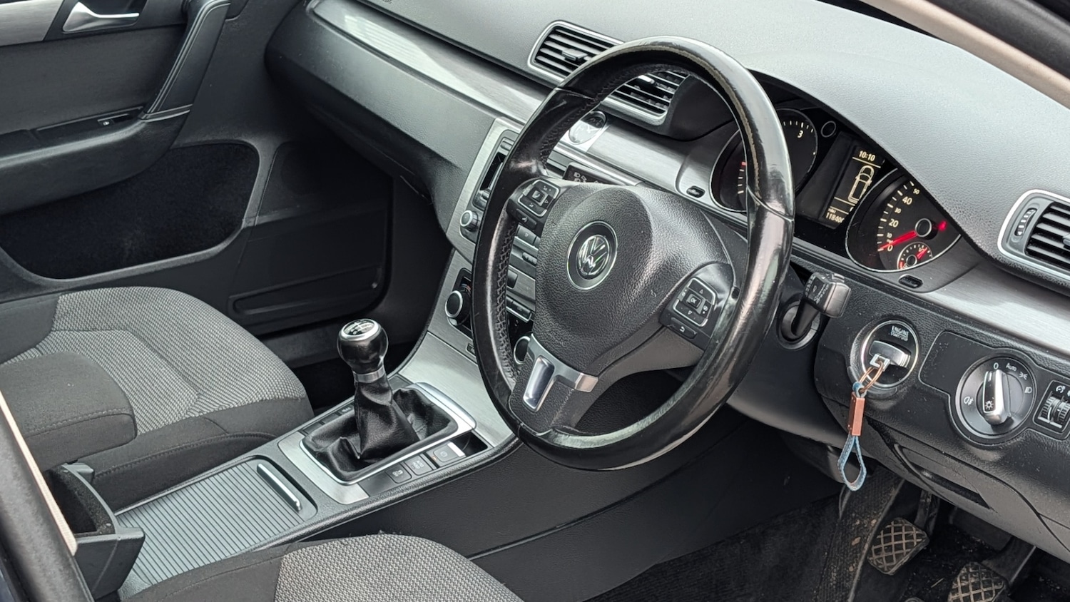 Used Volkswagen Passat 2011 for sale - 77542734: Photo 5