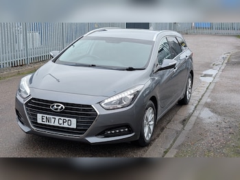 Used Hyundai i40 2017 for sale - 76567873: Photo