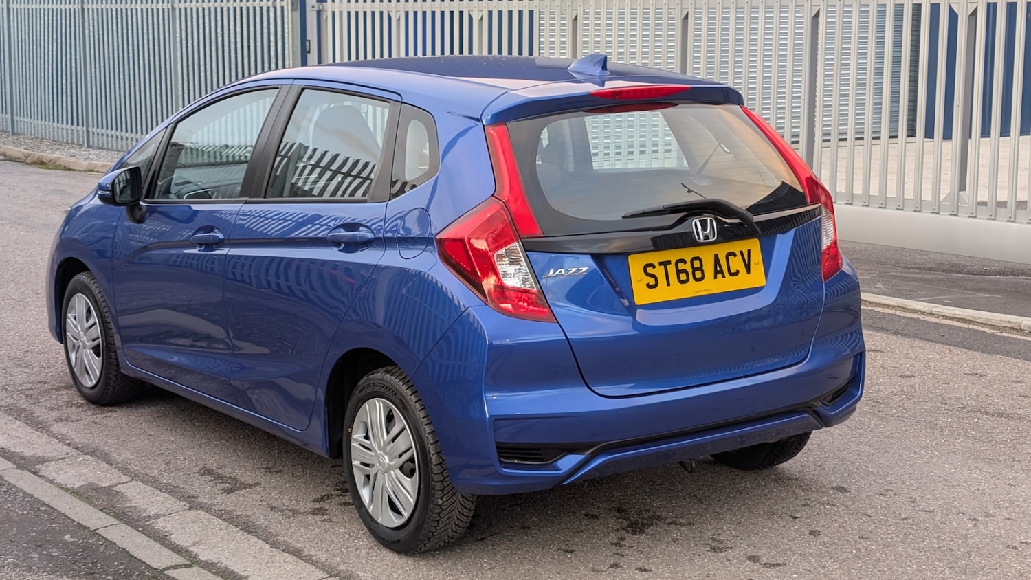 Used Honda Jazz 2018 for sale - 76567941: Photo 3