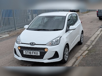 Used Hyundai i10 2018 for sale - 79067754: Photo