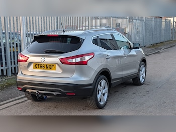 Used Nissan Qashqai 2017 for sale - 77707060: Photo
