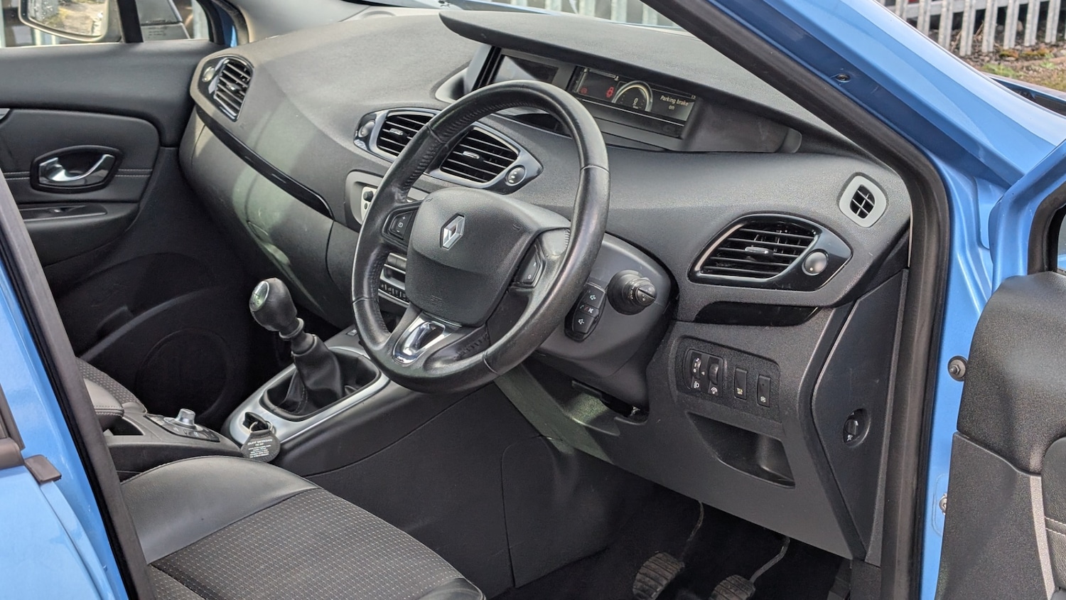 Used Renault Scenic 2016 for sale - 76720371: Photo 5