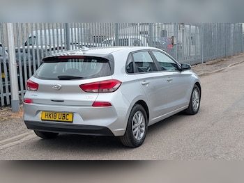 Used Hyundai i30 2018 for sale - 79067955: Photo