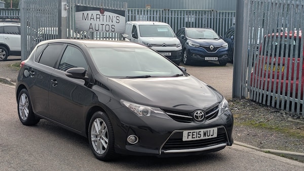 Used Toyota Auris 2015 for sale - 76218884: Photo 1