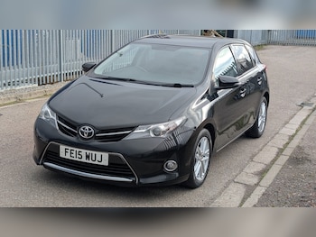 Used Toyota Auris 2015 for sale - 76218884: Photo 2