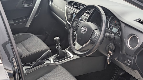 Used Toyota Auris 2015 for sale - 76218884: Photo 5
