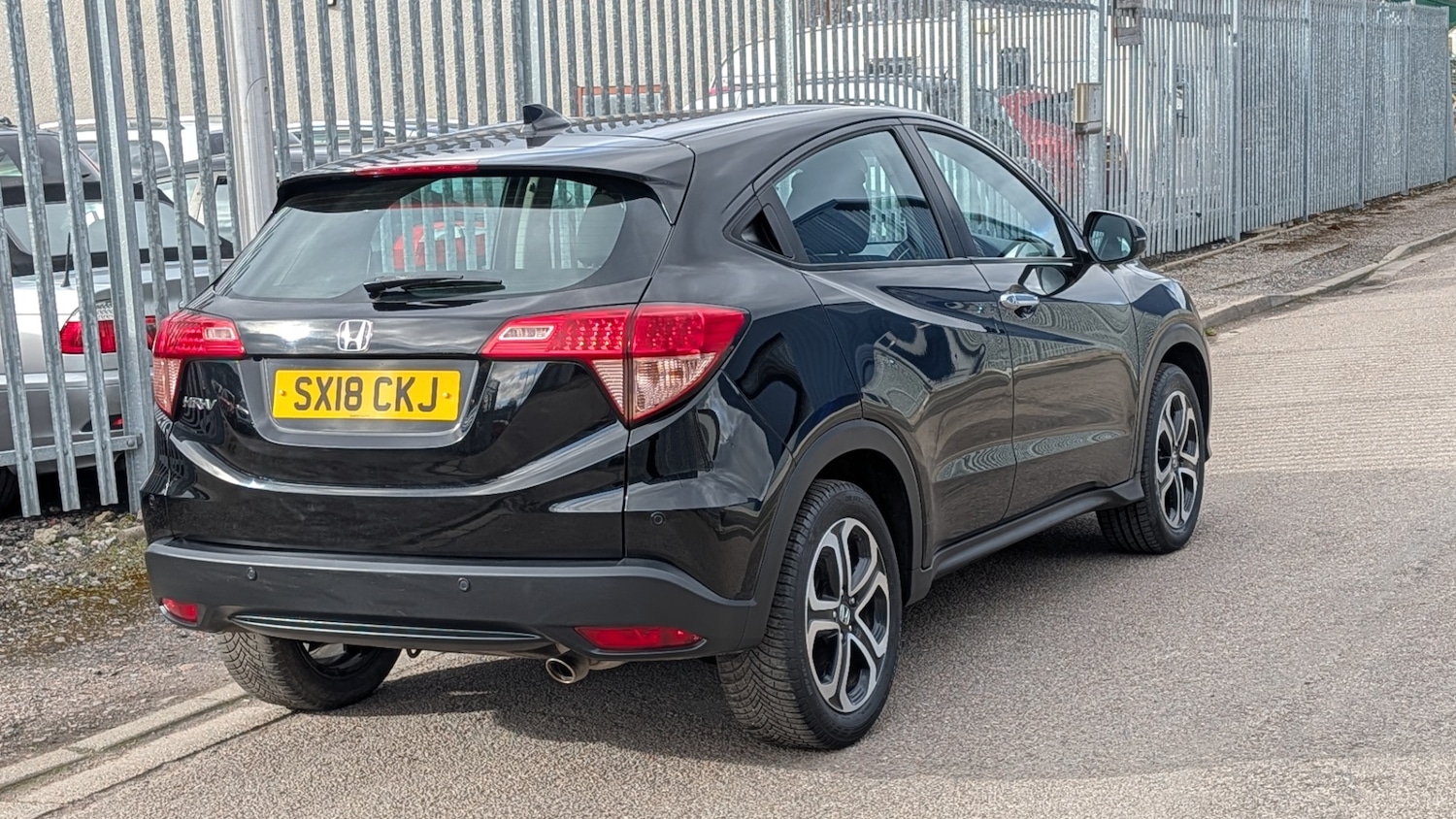 Used Honda HR-V 2018 for sale - 78121691: Photo 4