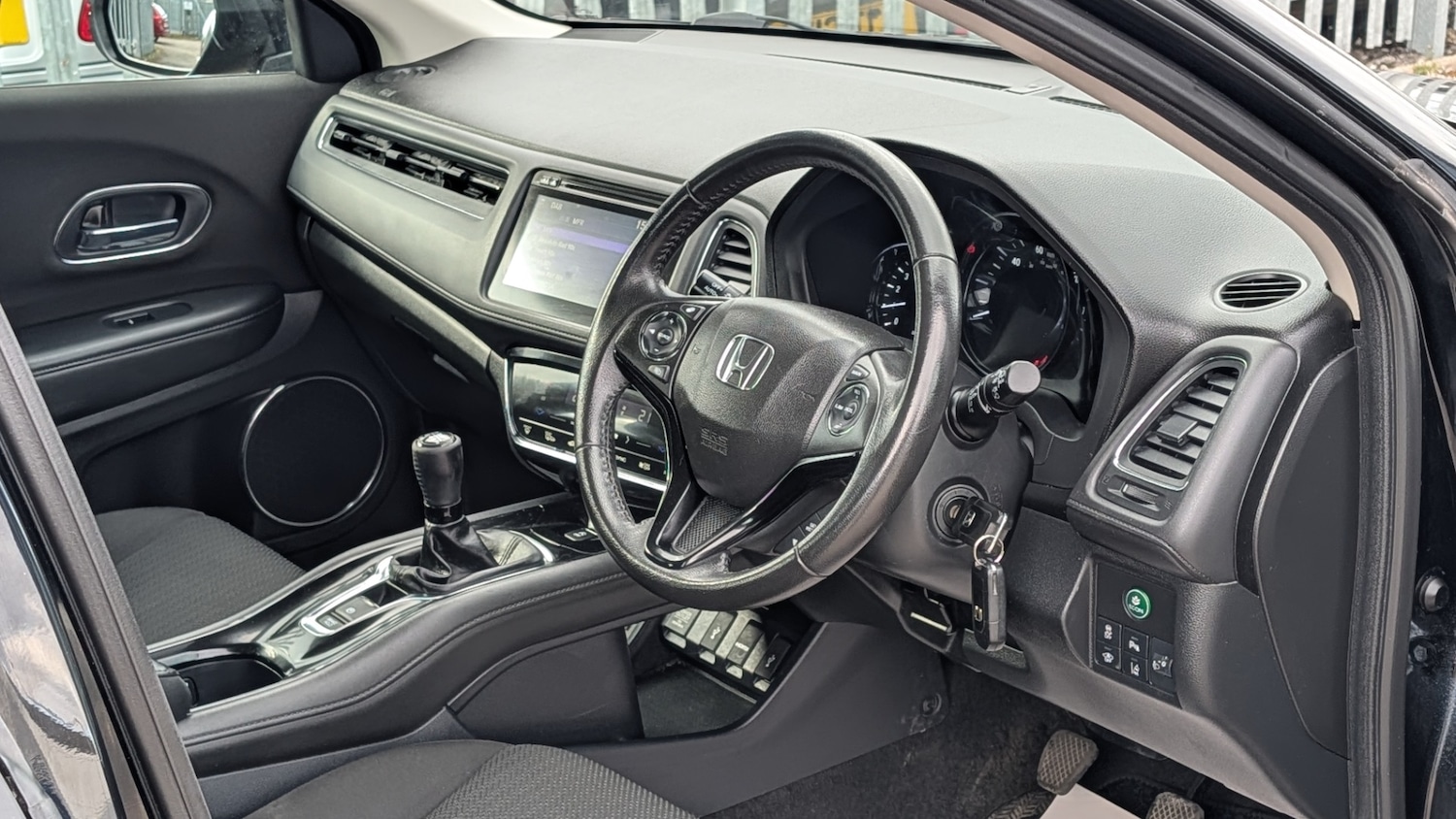 Used Honda HR-V 2018 for sale - 78121691: Photo 5