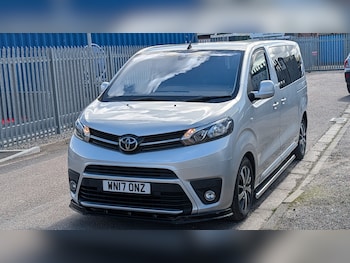 Used Toyota PROACE CITY Verso 2017 for sale - 78207183: Photo