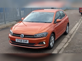 Used Volkswagen Polo 2018 for sale - 77732595: Photo