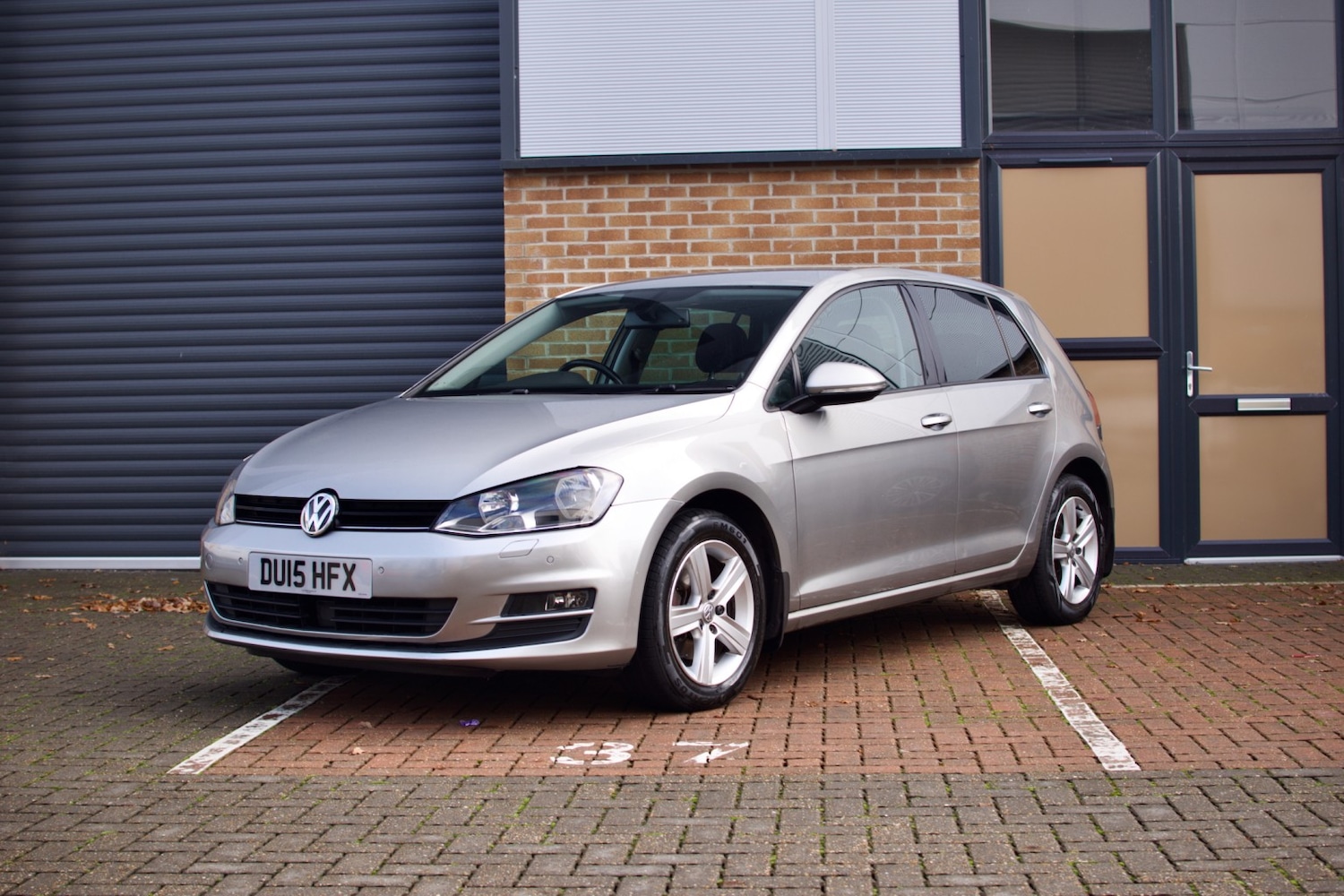 Used Volkswagen Golf 2015 for sale - 76559918: Photo 1